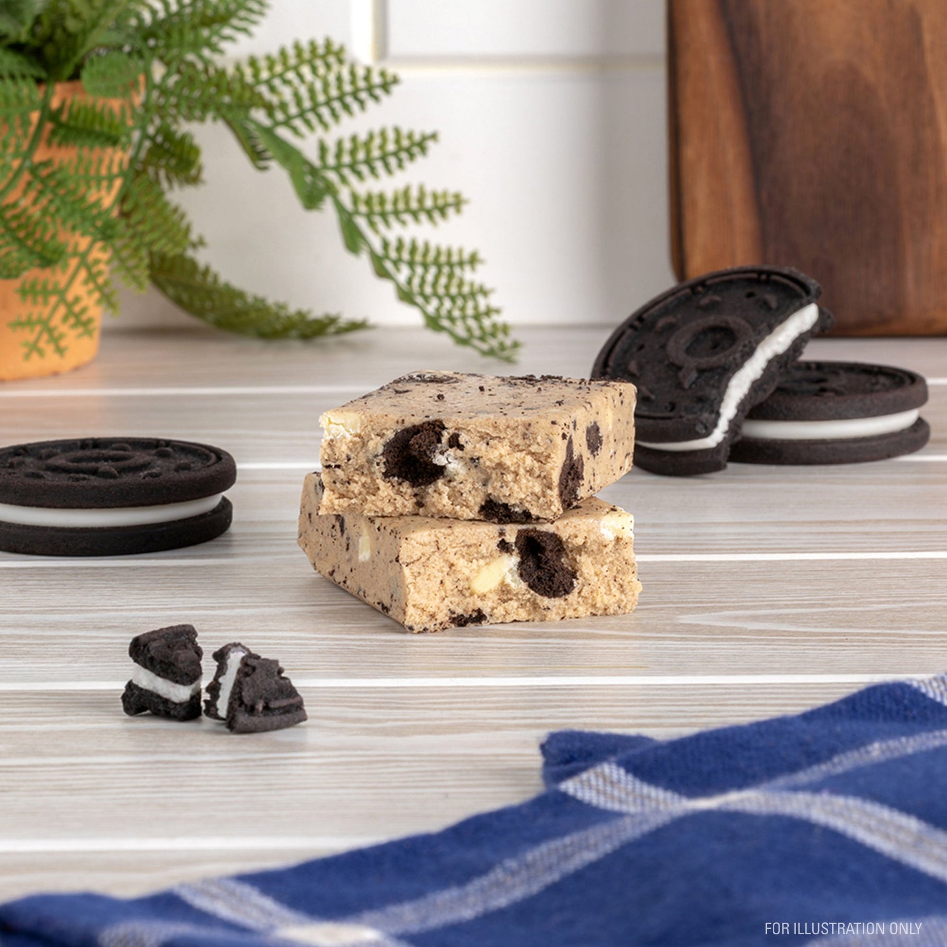 cookies-and-cream-protein-bars-k6 15807_QN_USA_ProteinBar_CAC_InterimAssetUpdate_Digital_Tabletop1.jpg