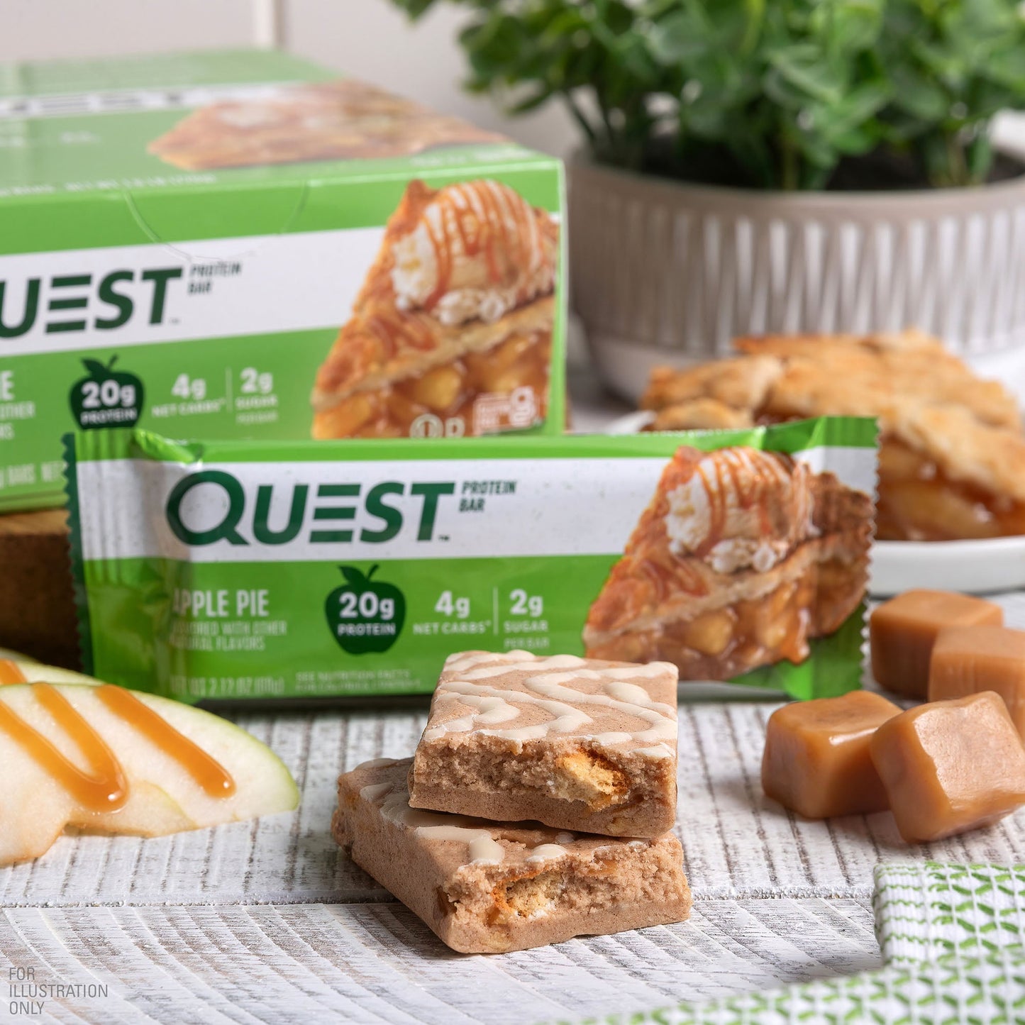apple-pie-protein-bars-t4 qst-000647-apple-pie-protein-bars_4.jpg
